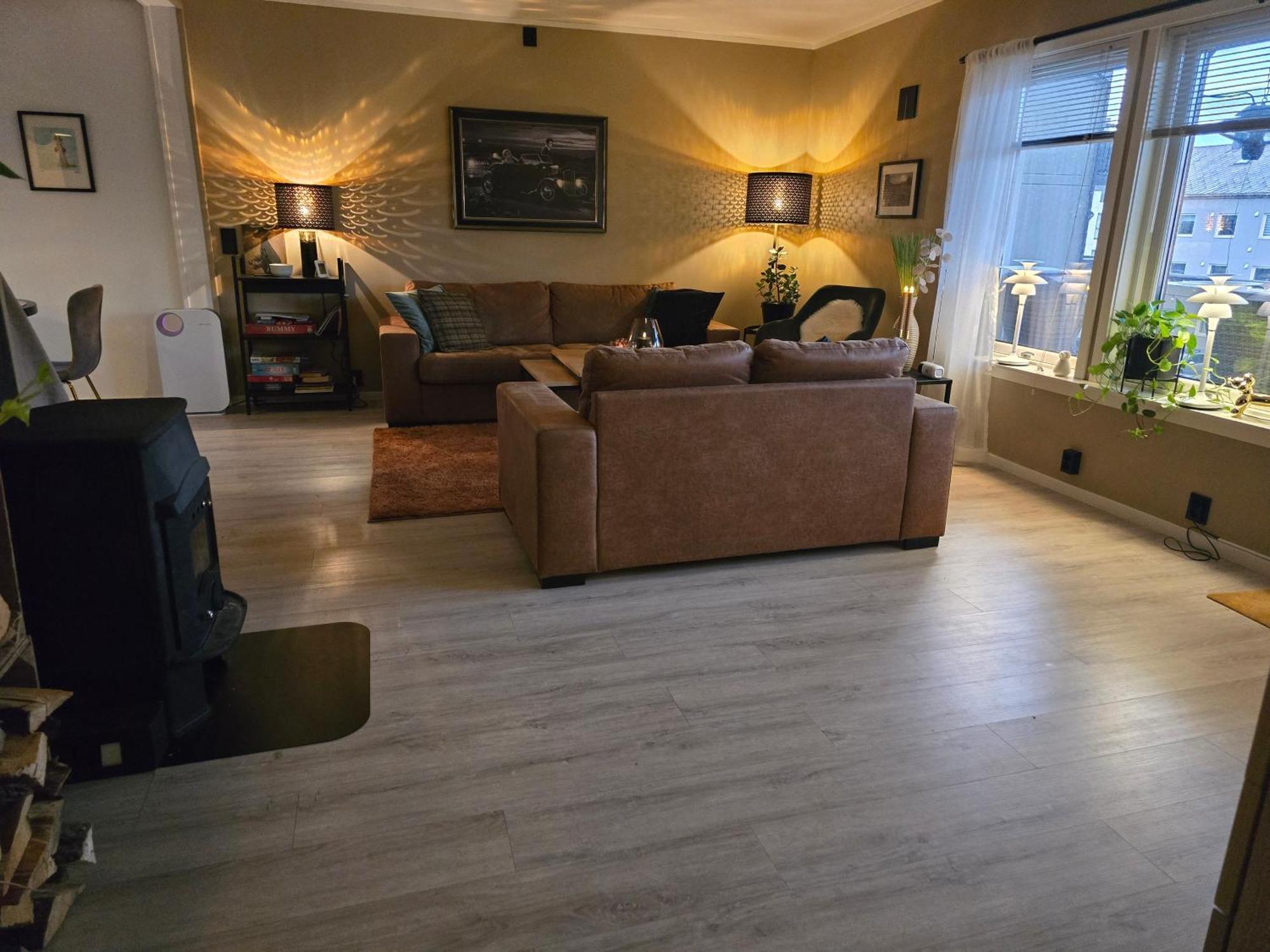 Koselig Og Moderne Leilighet, Meget Sentralt I Narvik Med Gratis Parkering! Esterno foto