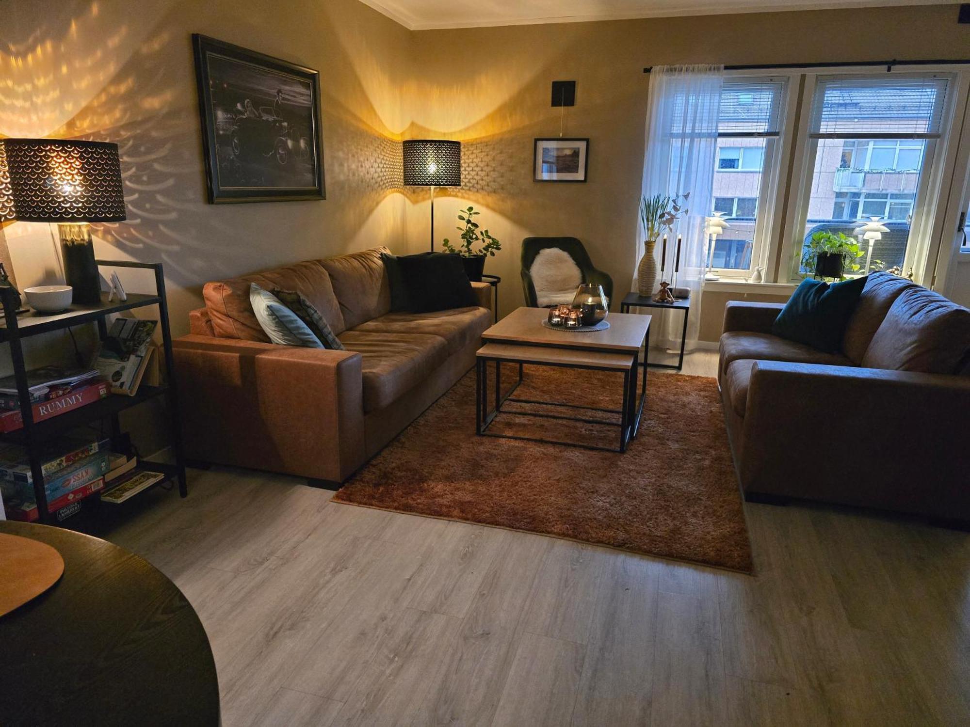 Koselig Og Moderne Leilighet, Meget Sentralt I Narvik Med Gratis Parkering! Esterno foto