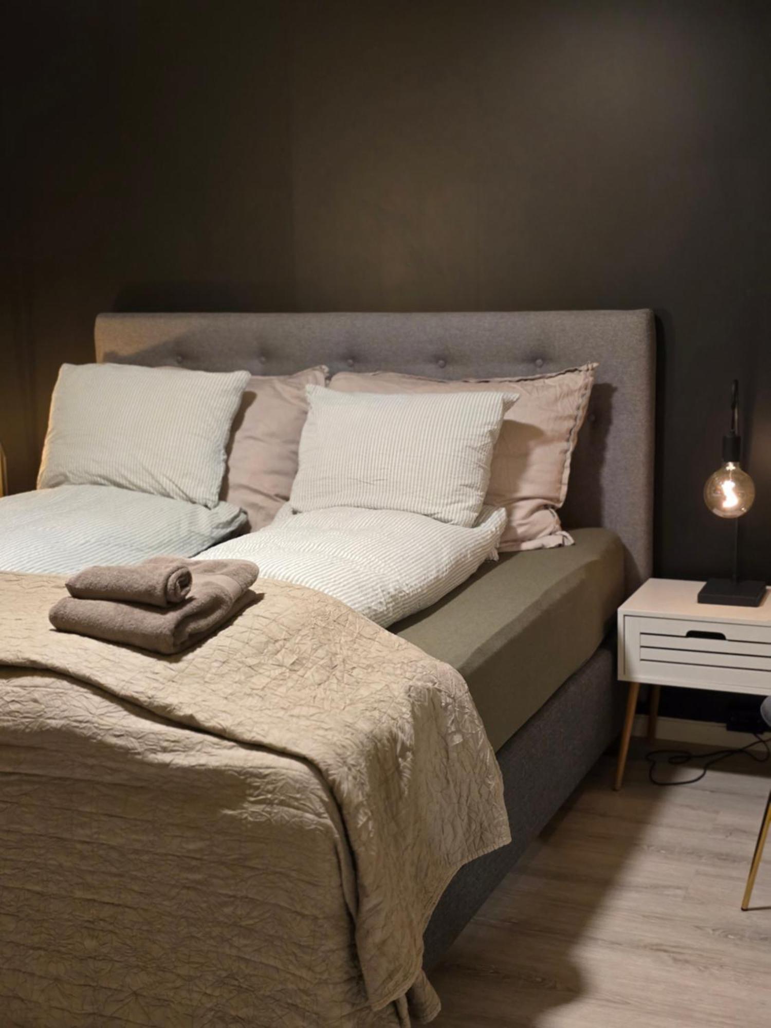 Koselig Og Moderne Leilighet, Meget Sentralt I Narvik Med Gratis Parkering! Esterno foto
